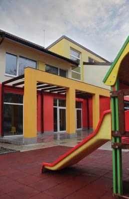 Първа сертифицирана сграда в България по стандарт “Пасивна къща” на Passive House Institute, Darmshtadt, Германия. Специална награда – плакет от конкурса “Сграда на годината” 2015 год. , Солер архитекти