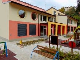 Първа сертифицирана сграда в България по стандарт “Пасивна къща” на Passive House Institute, Darmshtadt, Германия. Специална награда – плакет от конкурса “Сграда на годината” 2015 год. , Солер архитекти
